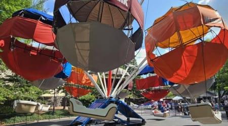 Wide shot of Balloon Flite with new Hersheypark branding